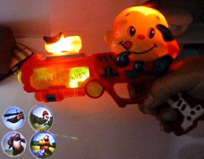 大圣归来 电动语音投影八音枪儿童玩具电动枪A24-2-1