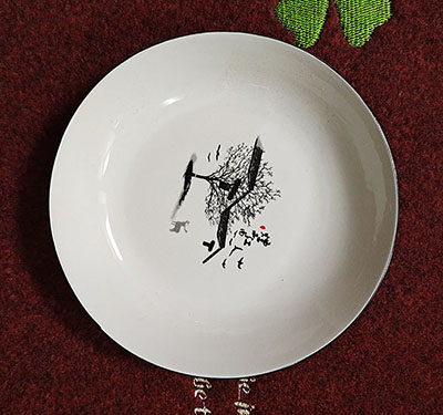一级7寸黑边釉中彩陶瓷盘子--D6-2-1